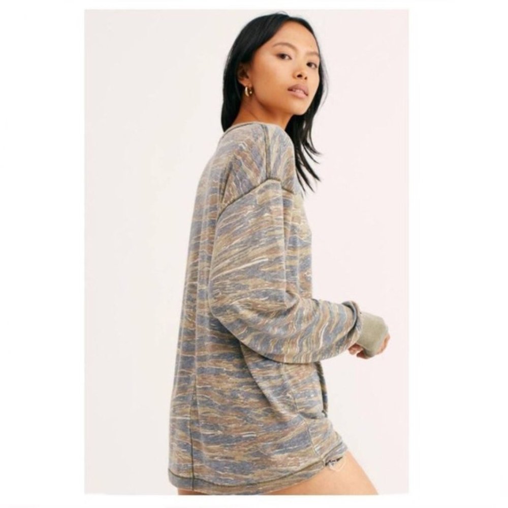 (NWT) We The Free | Arielle Tiger Long Sleeve Tee